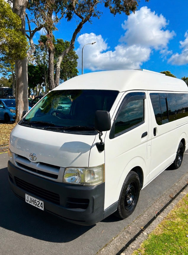 2006 Toyota Hiace LWB High Roof Campervan