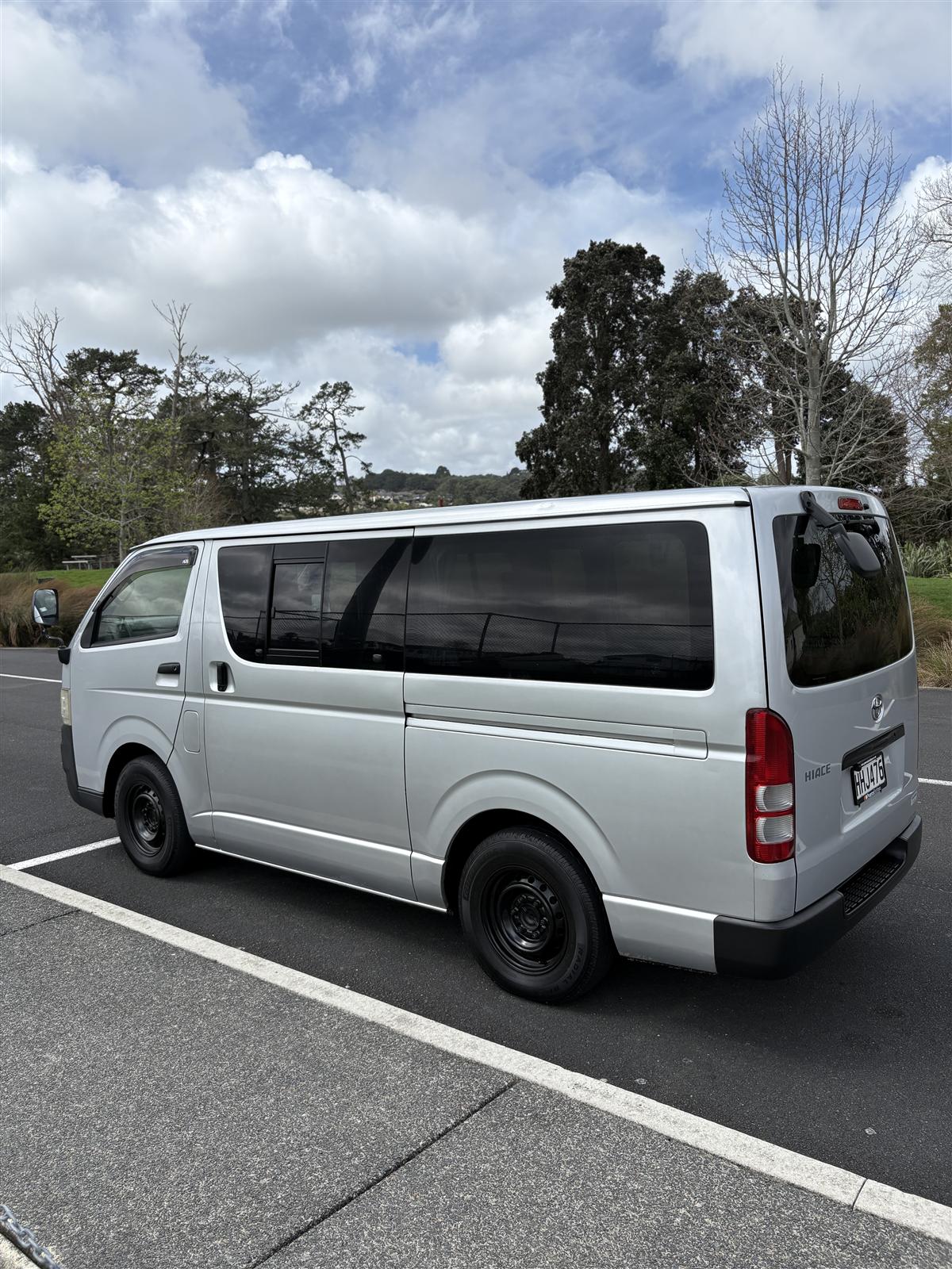 2007 Toyota Hiace Low Roof campervan, exterior